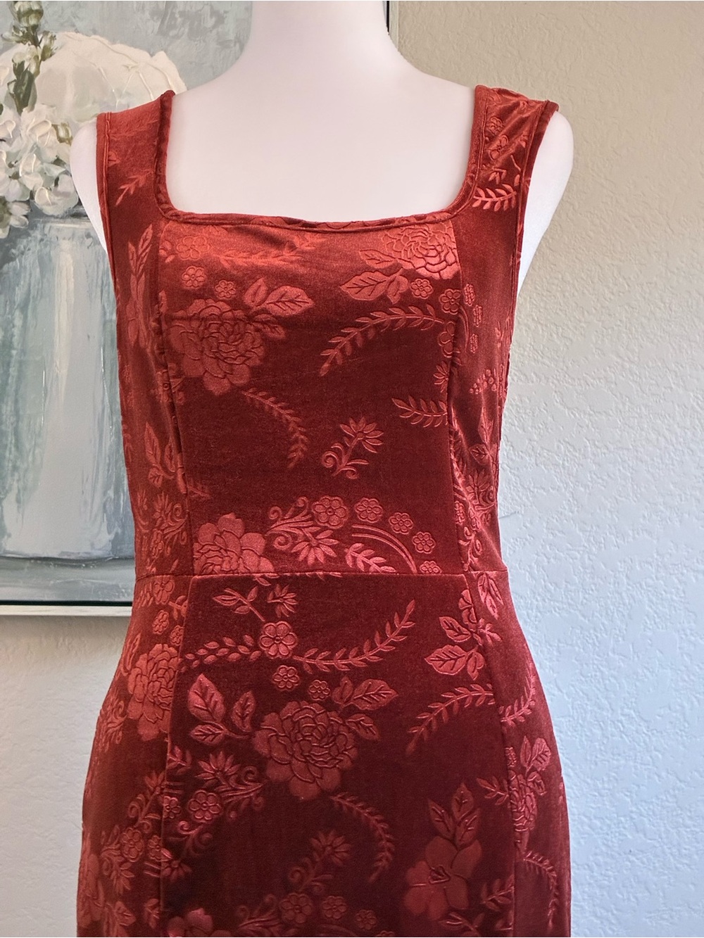 Emery Rose Rust Red Floral Velvet Midi Dress Size Medium - Picture 5 of 7